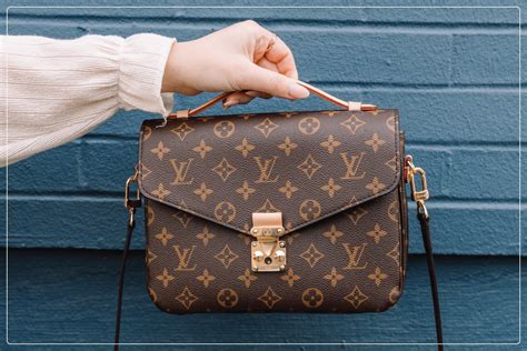 fake louis vuitton suit bag|knockoff louis vuitton bags.